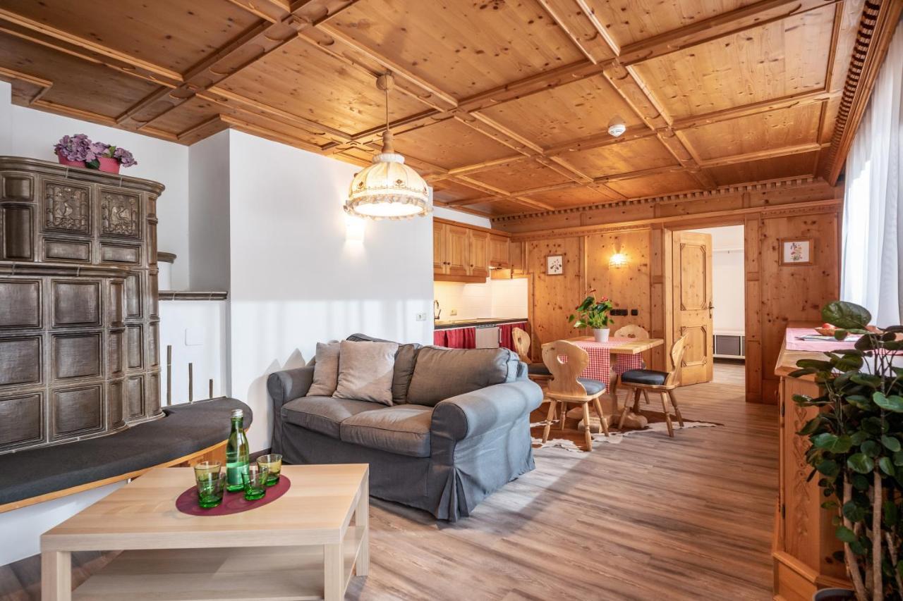 Hotel Schmiedboden Oberndorf in Tirol Luaran gambar