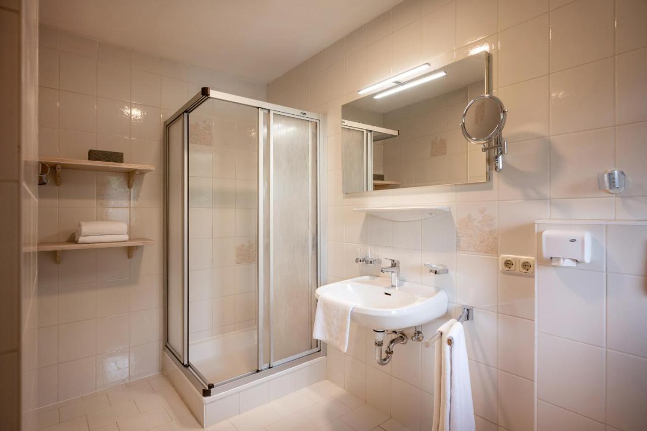 Hotel Schmiedboden Oberndorf in Tirol Luaran gambar