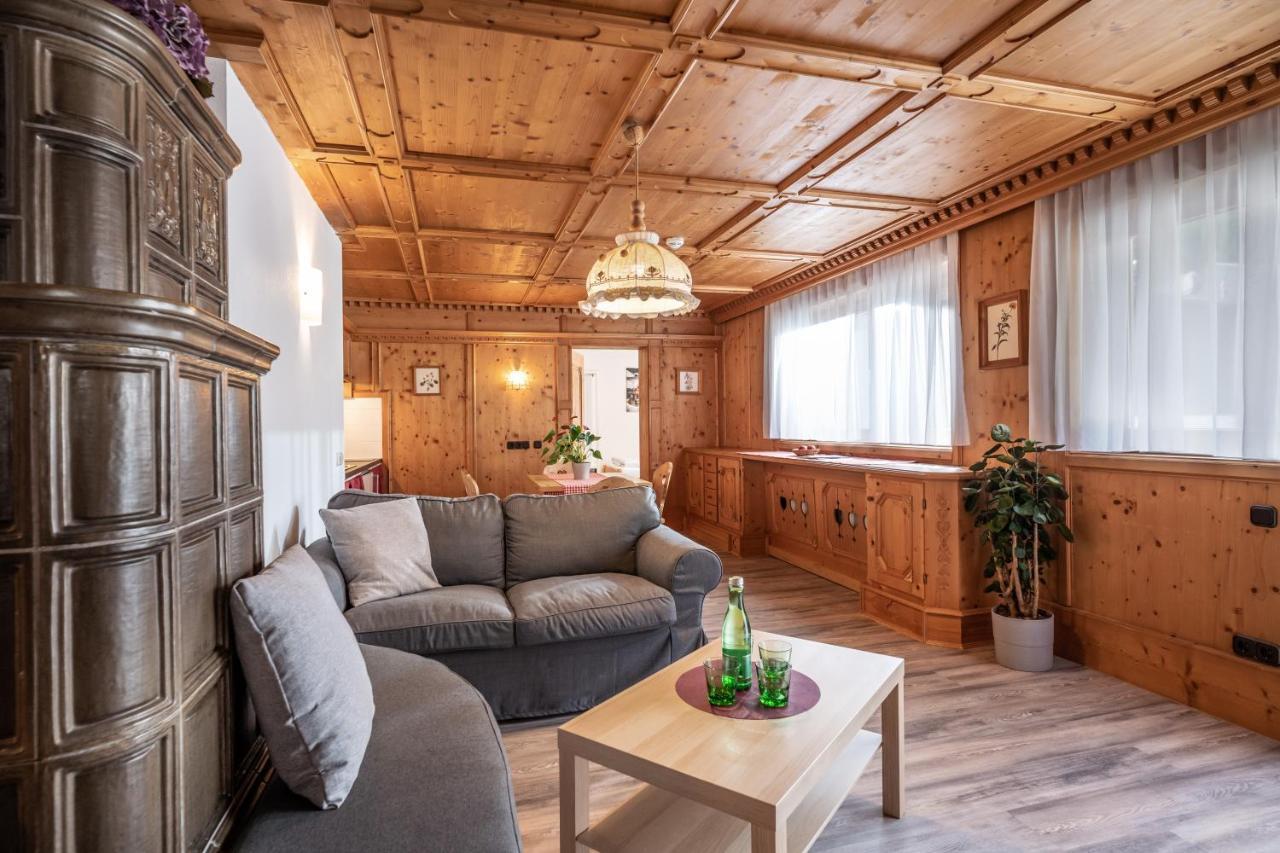 Hotel Schmiedboden Oberndorf in Tirol Luaran gambar