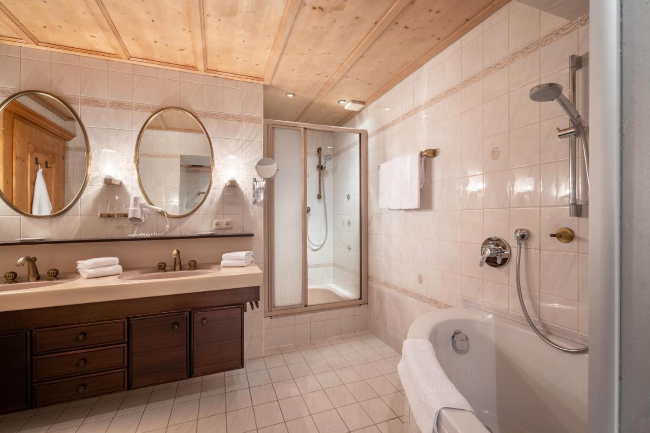 Hotel Schmiedboden Oberndorf in Tirol Luaran gambar