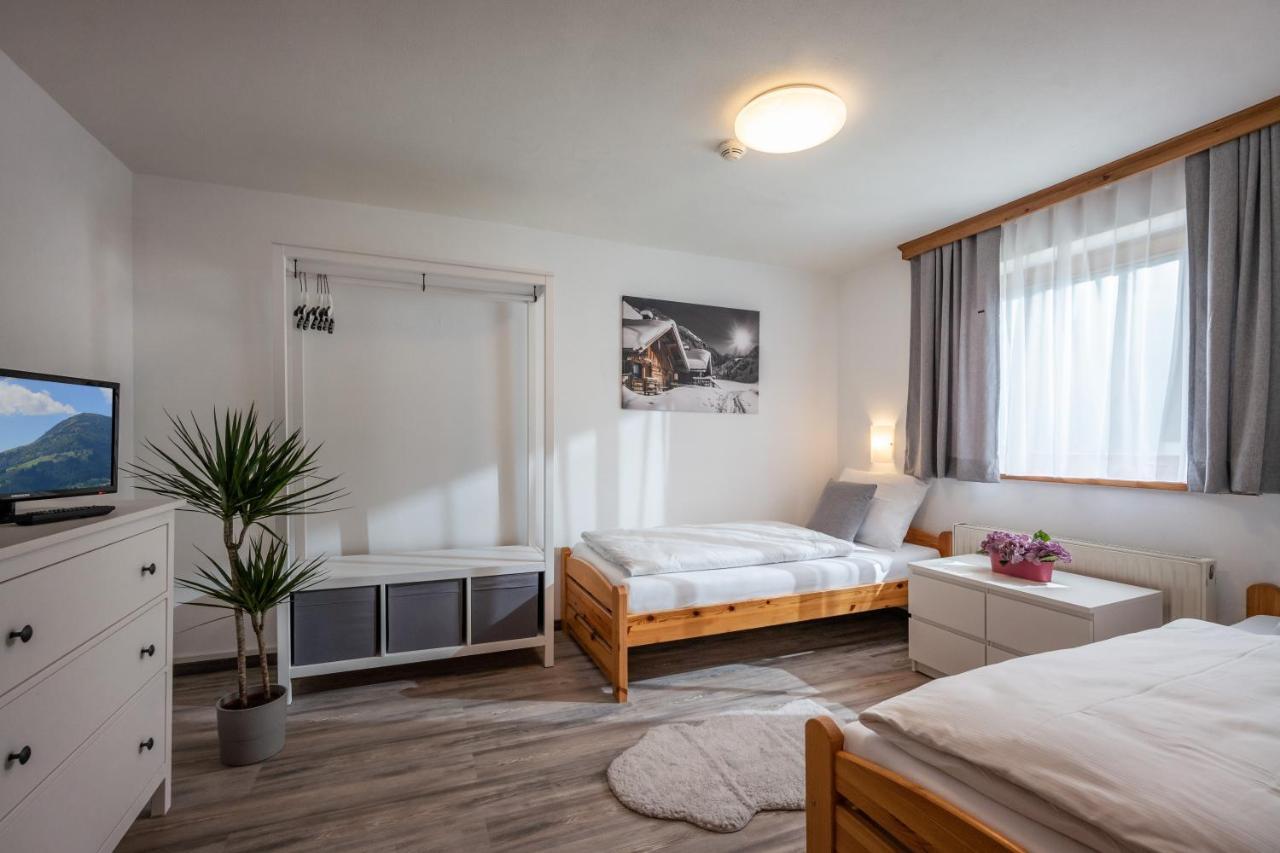 Hotel Schmiedboden Oberndorf in Tirol Luaran gambar