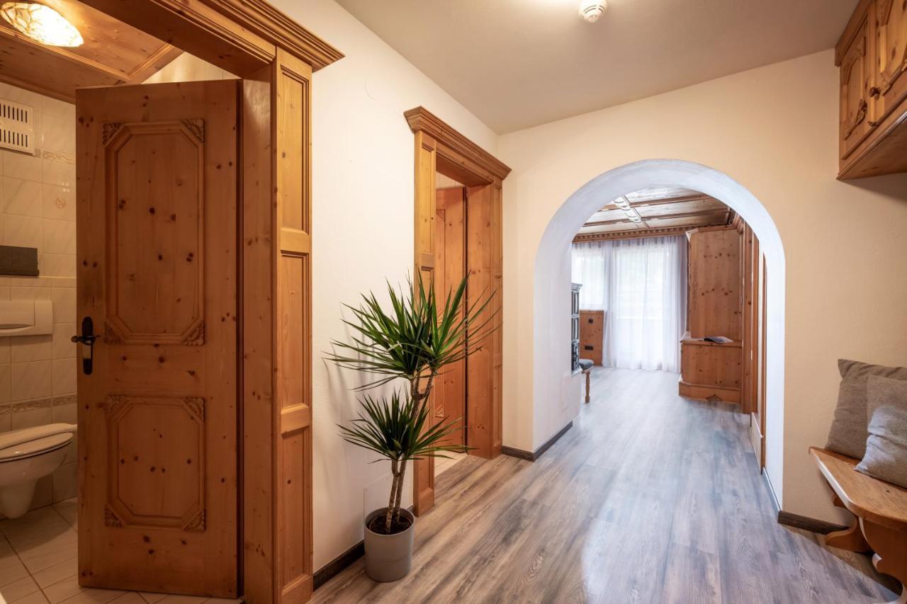 Hotel Schmiedboden Oberndorf in Tirol Luaran gambar