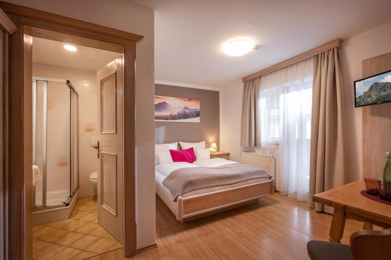 Hotel Schmiedboden Oberndorf in Tirol Luaran gambar